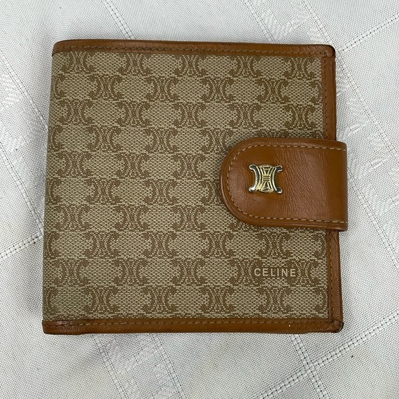 Celine Macadam Compact Wallet Beige Blason Leather Bifold Triomphe Snap - Picture 1 of 17